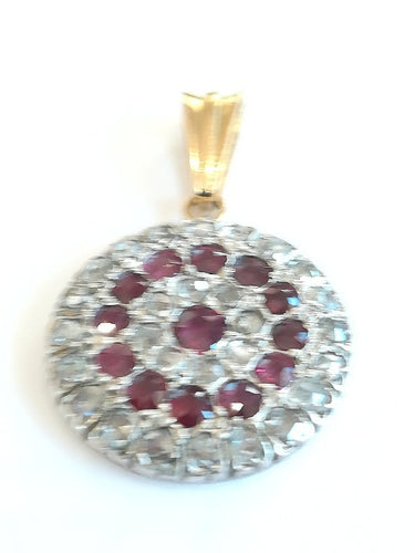 Pendentif Pendentif ancien en or jaune, argent, rubis et diamants 58 Facettes 00751
