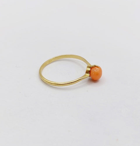 Bague 45.5 Bague antique en or 18k et corail 58 Facettes A07011
