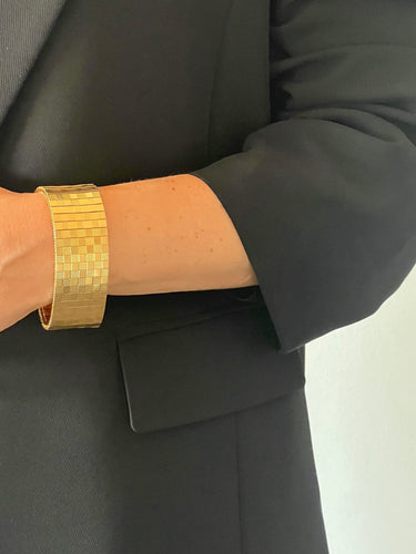 Bracelet Bracelet manchette en or jaune 18 carats 58 Facettes N62
