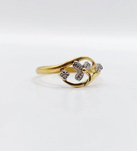 Bague 56 Bague trèfle Art nouveau en or 18k et platine 58 Facettes A07476