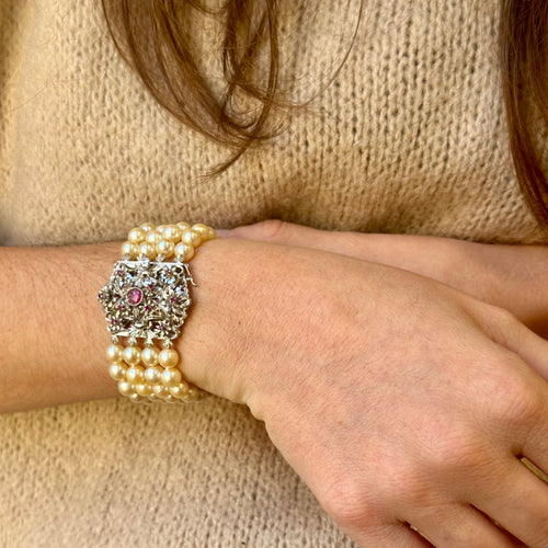 Bracelet Manchette de perles - Bracelet fermoir bijou en or gris 18K rubis 58 Facettes