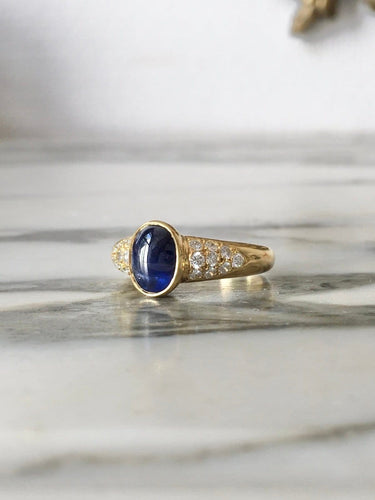 Bague 57.5 Bague en or jaune 18K, saphir et diamants 58 Facettes 276