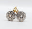 Boucles d'oreilles Dormeuses marguerite - Boucles d'oreilles en or 18K et diamants 58 Facettes A07497
