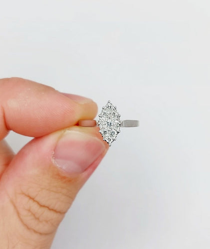 Bague 48.5 Bague marquise vintage en or blanc 18k et diamants 58 Facettes A07498