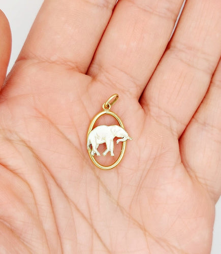 Pendentif Pendentif éléphant antique en or 18k et émail blanc 58 Facettes A07521
