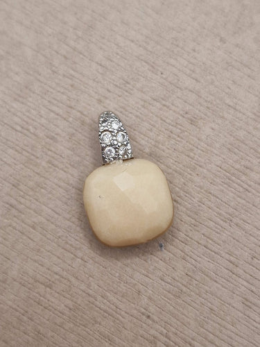 Pendentif Pomellato Capri - Pendentif en or blanc, opale et diamants 58 Facettes CV-071