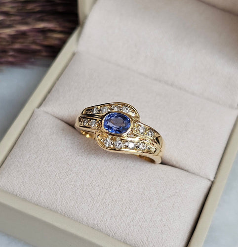 Bague 51 Bague en or jaune avec saphir et diamants 58 Facettes 741