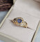 Bague 51 Bague en or jaune avec saphir et diamants 58 Facettes 741