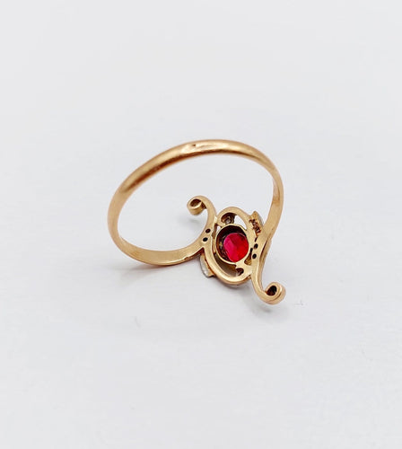 Bague 54 Bague marquise antique en or rose 18k, pierre rouge et diamants 58 Facettes A07524