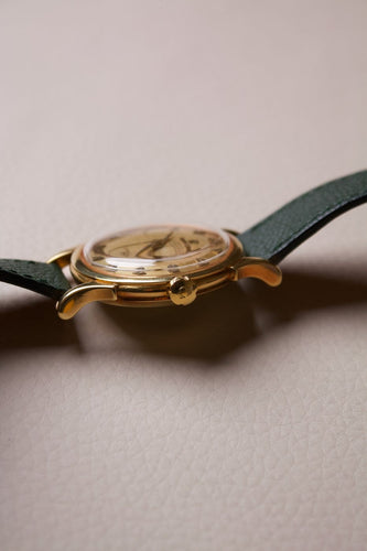Montre Omega Constellation - Montre Pie Pan en or jaune 18K 58 Facettes MONTRE-002