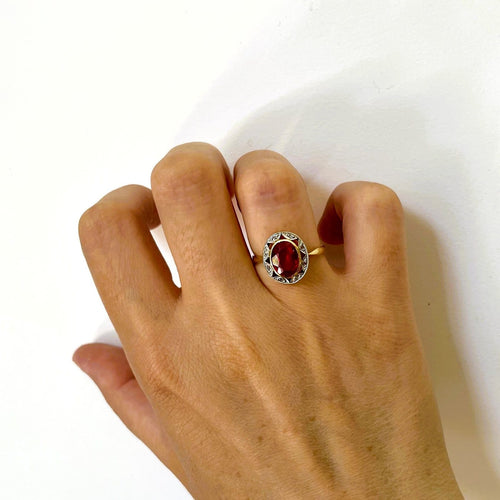 Bague 55.5 Bague ancienne en or jaune, platine, rubis synthétique et diamants 58 Facettes LMB-356