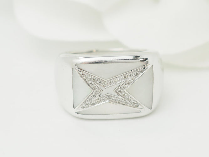 Bague 50 Mauboussin Grande Vie - Bague en or blanc, nacre et diamants 58 Facettes 33601