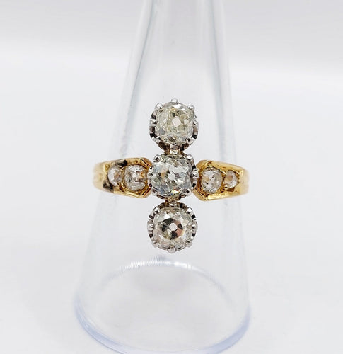 Bague 59 Bague marquise antique en or 18K, platine et diamants 58 Facettes A07526