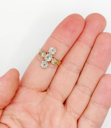 Bague 59 Bague marquise antique en or 18K, platine et diamants 58 Facettes A07526