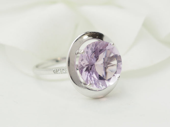 Bague 56 Mauboussin - Bague en or blanc, améthyste et diamants 58 Facettes 33602