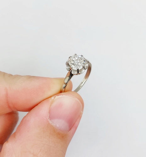 Bague 53 Bague solitaire Art déco en or blanc et platine avec diamant 58 Facettes A07532