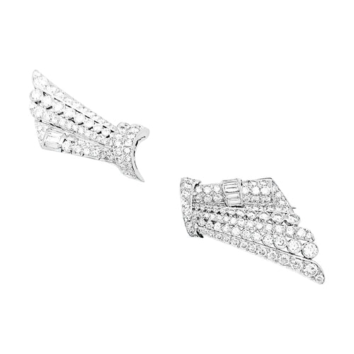 Boucles d'oreilles Broche double-clip Nœud en or blanc, platine et diamants 58 Facettes 35673