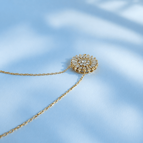 Collier Collier fleur en or jaune 18K et diamants 1,06 ct 58 Facettes 1787
