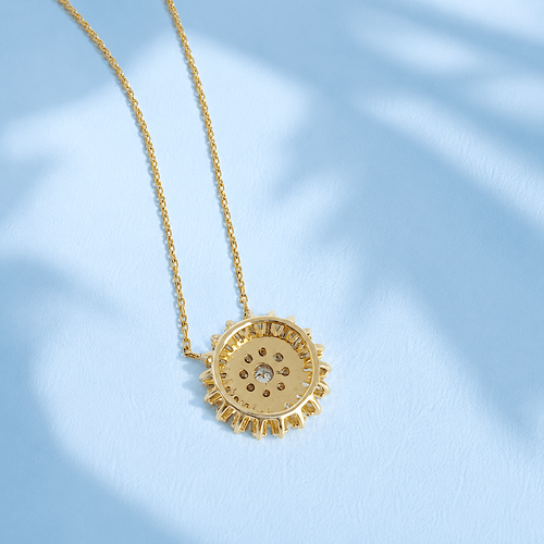 Collier Collier fleur en or jaune 18K et diamants 1,06 ct 58 Facettes 1787
