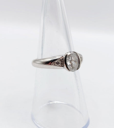 Bague 52 Bague jonc vintage en or blanc et diamant ovale 58 Facettes A07408