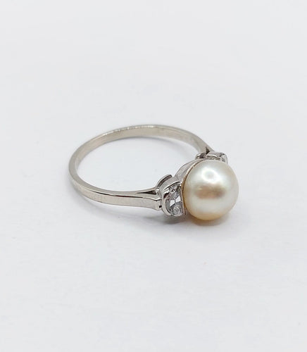 Bague 54.5 Bague Art déco en or blanc, platine, perle et diamants 58 Facettes A07356