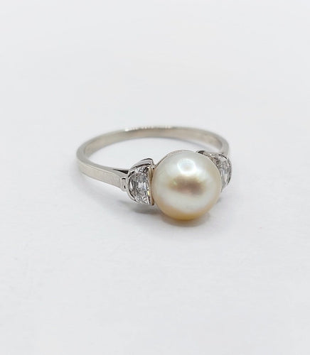 Bague 54.5 Bague Art déco en or blanc, platine, perle et diamants 58 Facettes A07356