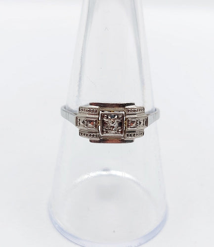 Bague 56 Bague Art déco en or blanc, platine et diamant 58 Facettes A07367