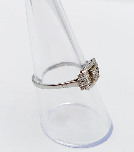 Bague 56 Bague Art déco en or blanc, platine et diamant 58 Facettes A07367