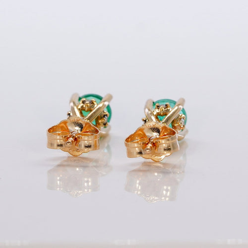 Boucles d'oreilles Boucles d'oreilles en or jaune avec émeraudes et diamants 58 Facettes E0025