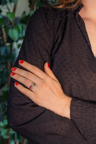 Bague 55 Bague en or jaune, diamants, rubis et émeraudes 58 Facettes 5750785CN