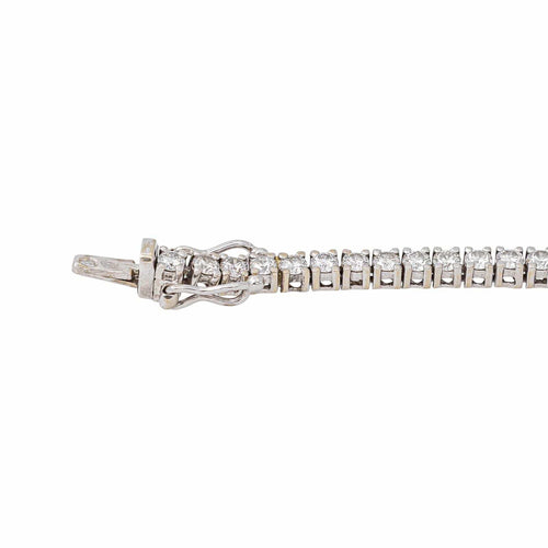 Bracelet Bracelet tennis en or blanc et diamants 58 Facettes 5724429RV