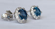 Boucles d'oreilles Boucles d'oreilles halo en or blanc, topazes London Blue et diamants 58 Facettes earrings