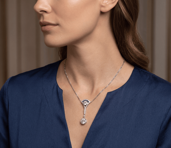 Collier Van Cleef & Arpels - Collier Négligée Art déco en platine, diamants et onyx 58 Facettes D17