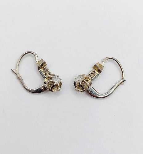 Boucles d'oreilles Dormeuses antiques - Boucles d'oreilles en or blanc et diamants 58 Facettes A07375