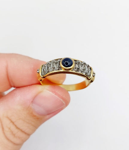Bague 64 Bague chevalière vintage en or 18k, acier et saphir 58 Facettes A07432