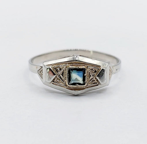 Bague Tank Art déco en or 18k et saphir 58 Facettes A07431