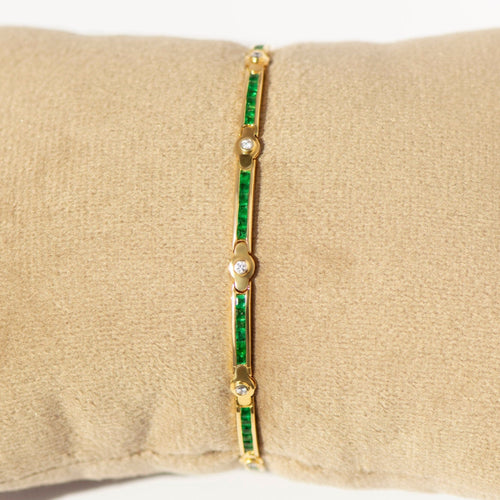 Bracelet Bracelet tennis en or jaune avec émeraudes et diamants 58 Facettes