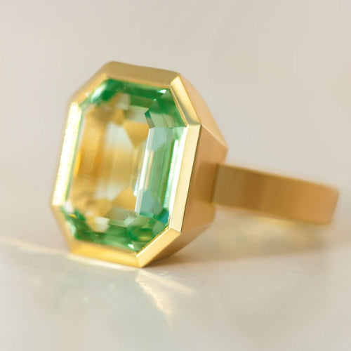 Bague 55.5 Bague en or jaune 750 et béryl 13 ct 58 Facettes