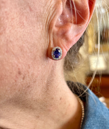 Boucles d'oreilles Clous d'oreilles en or gris, tanzanites et diamants 58 Facettes BO264