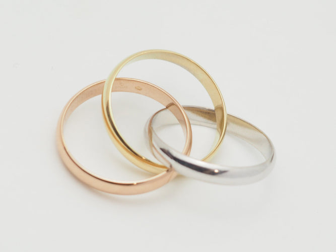 Bague 57 Cartier Trinity Classic - Bague en trois ors 18 carats 58 Facettes 33803