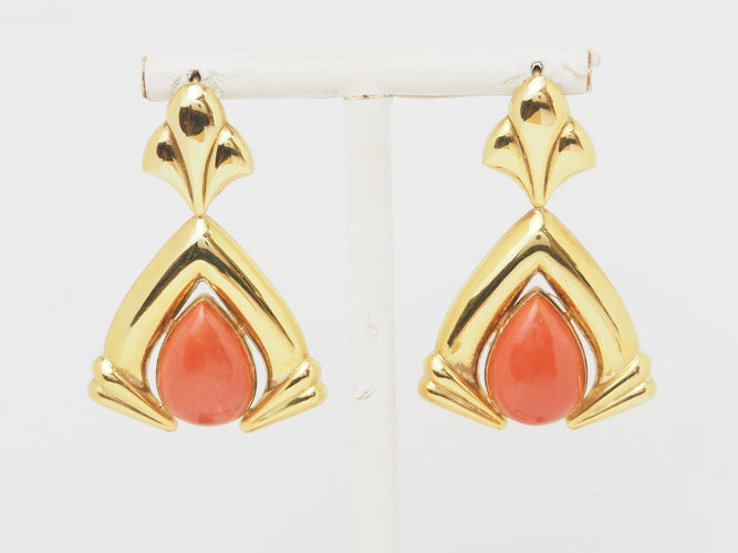 Boucles d'oreilles Boucles d'oreilles pendantes en or jaune et corail 58 Facettes 29894