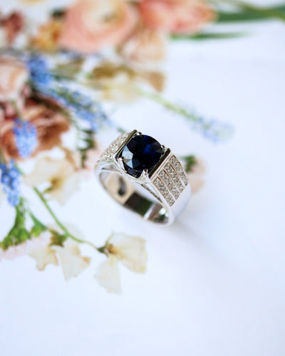Bague 59 Bague ruban en or blanc 750, saphir ovale et diamants 58 Facettes A12174