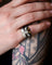 Bague 45 Bague dôme godronnée en or blanc 750 avec diamant taille ancienne 58 Facettes A12138