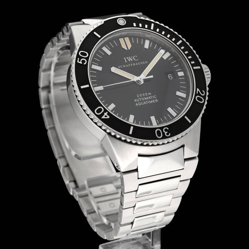 https://cdn.shopify.com/s/files/1/0013/2762/8363/files/IWC.AQT.013_2-3kopieren.3.jpg?v=1782633705