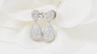 Boucles d'oreilles Boucles d'oreilles pendantes en or blanc et diamants 58 Facettes 32102