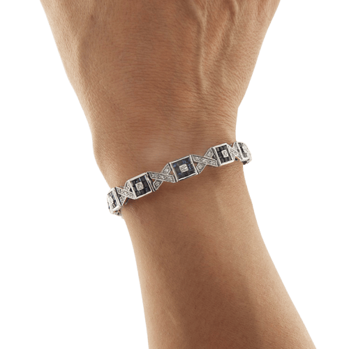 Bracelet en or blanc avec diamants et saphirs
