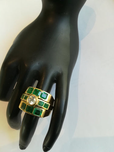 Bague 58 Tank - Bague en or jaune, émeraudes et diamant 58 Facettes 00986