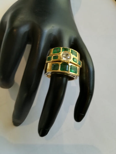 Bague 58 Tank - Bague en or jaune, émeraudes et diamant 58 Facettes 00986