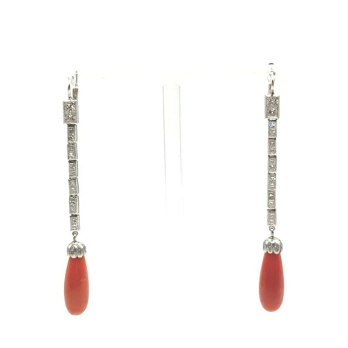 Boucles d'oreilles Boucles d'oreilles pendantes en platine, corail rouge et diamants 58 Facettes