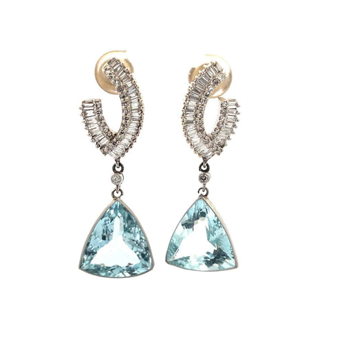 Boucles d'oreilles Boucles d'oreilles pendantes en or blanc 14K, diamants et aigues-marines 58 Facettes